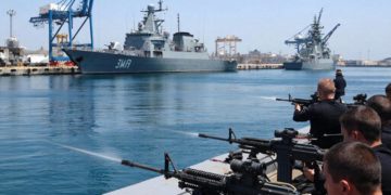 В Сочи 11 января пройдут учебные стрельбы в морском порту