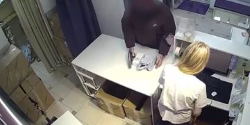 Краснодарца задержали за дерзкий разбой в пункте выдачи заказов