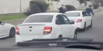 В Сочи полиция разыскивает лихачей из свадебного кортежа