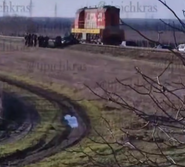 Два человека ранены в результате ДТП с локомотивом на переезде на Кубани