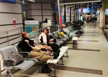 В аэропорту Сочи утром 24 февраля задерживаются более 120 рейсов после атаки БПЛА