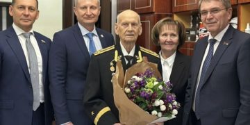 В Сочи поздравили ветеранов ВОВ и участников СВО с Днем защитника Отечества