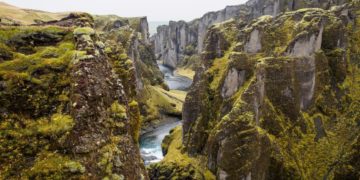 Группа из Калининграда и Петербурга заблудилась на спуске с Орлиных скал в Агурском ущелье