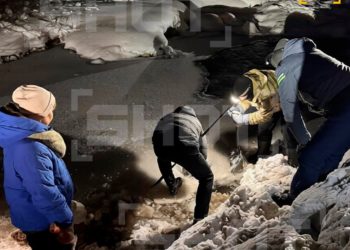 Рюкзак во льду, связанные ноги: тело ребёнка извлекли из ручья в Ленобласти