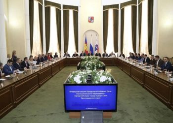 Курорты и потребительский рынок — порознь: в Сочи разделили ключевой департамент