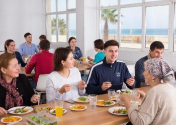 В Сочи выставлена на продажу прибыльная столовая за 25 млн рублей