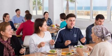 В Сочи выставлена на продажу прибыльная столовая за 25 млн рублей