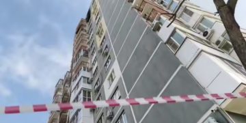 Обломки БПЛА повредили еще одну многоэтажку в Краснодаре