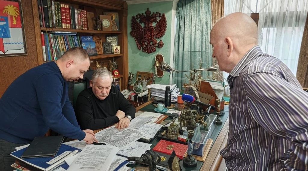 В Сочи Константин Затулин обсудил с жителями проблемы Вишневки и оползни