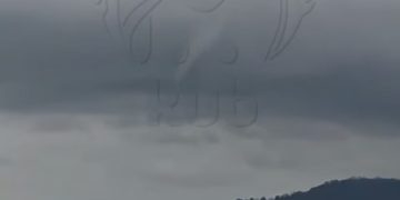 В Сочи сняли на видео смерч