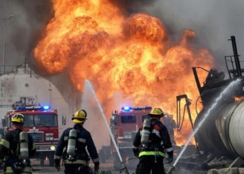 Под Тихорецком на нефтебазе ликвидировали два из трёх очагов возгорания