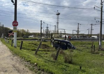 В ДТП с поездом в Краснодарском крае пострадали женщина и ребенок