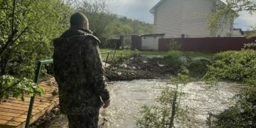 В Белореченском районе продолжают ликвидировать подтопления после ливней