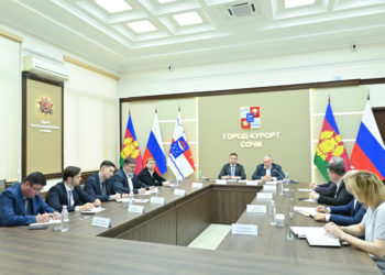 Константин Затулин принял участие в заседании межведомственной группы по борьбе с вредителями растений в Сочи