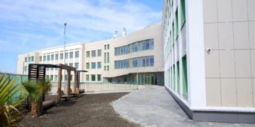В Хостинском районе Сочи практически завершилось строительство школы на 400 мест
