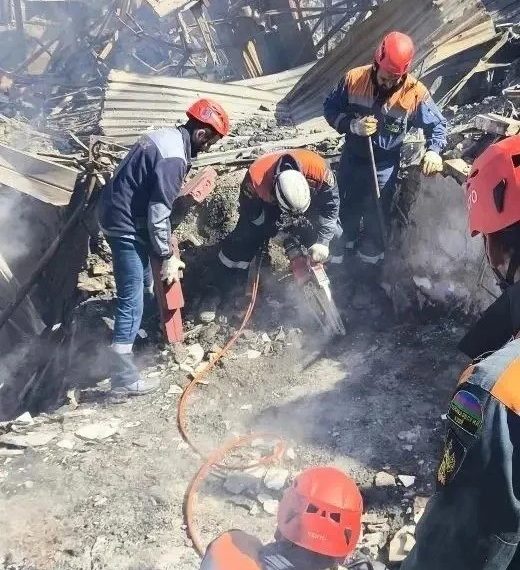 «Отец искал 14-летнюю дочь в огне до последнего: подробности трагедии в Туапсе