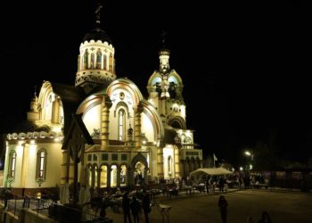 Прошунин поздравил православных сочинцев с Пасхой