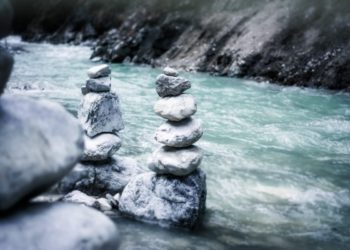 В реке Туапсе локализовали разлив нефтепродуктов