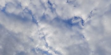 Тепло, но с подвохом: почему кубанцев предупреждают о вечернем сюрпризе