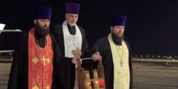 В Краснодарский край прибыл благодатный огонь