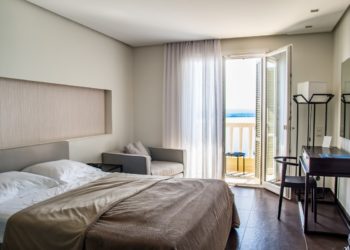 В Крыму открыли 56 гостиниц против 39 в Краснодарском крае