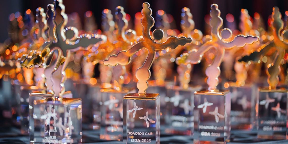 Т2, российский оператор мобильной связи, стала победителем премии «Золотой сайт 2026» в номинации «сайт телекоммуникационной компании»