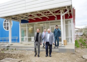 Константин Затулин посетил строящиеся объекты в Апшеронске