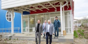 Константин Затулин посетил строящиеся объекты в Апшеронске