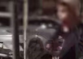 В Новороссийске пьяная женщина приставала к детям и раздевалась перед ними