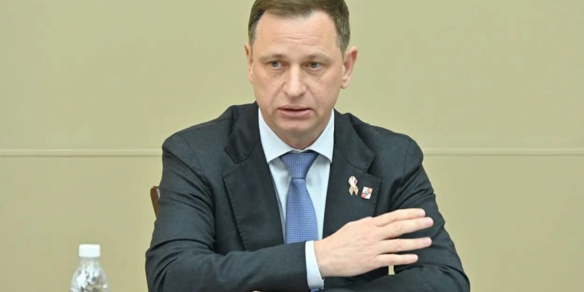 Прошунин поручил завершить инвентаризацию детских площадок до конца 2026 года