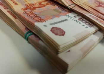 Краснодарец взял в долг у бывшей 5 млн рублей и шантажировал интимными фото