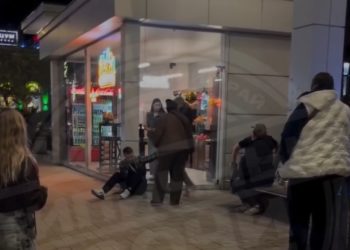 В Сочи женщины устроили драку с мужчинами