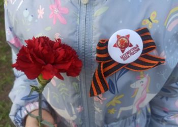 Кубанцев предупредили о недопустимых способах ношения георгиевской ленты