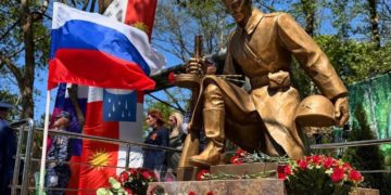 В Сочи открыли памятник героям Великой Отечественной войны