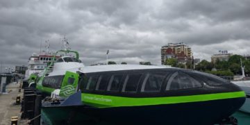 Между Сочи и Сухумом открыли сезон морского сообщения