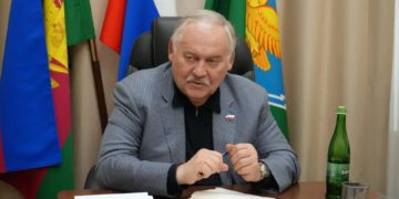 Константин Затулин провел личный прием граждан в Апшеронском районе