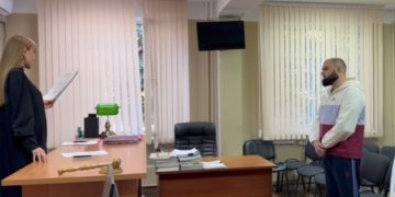 В Краснодаре приезжего арестовали на 10 суток за дрифт в центре города
