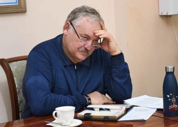 Константин Затулин помог сочинцам решить проблему с контейнерной площадкой