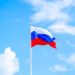 На площади Флага в Сочи подняли российский триколор