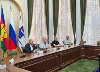 Константин Затулин провел совещание с руководителями здравоохранения и санаторно-курортной отрасли Сочи