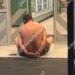 В Краснодаре мужчина кидался на прохожих и ударил человека
