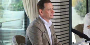 Пресс-конференция Прошунина продлилась три часа