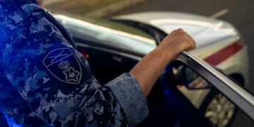 В Сочи иностранец пытался продать 23 грамма наркотиков