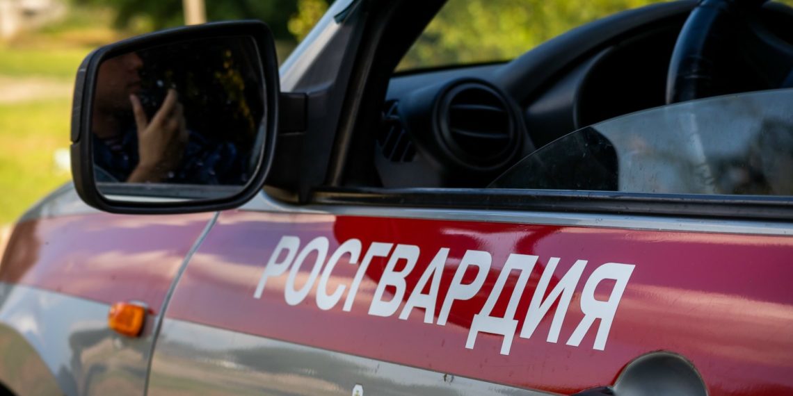 Житель Адыгеи ранил ножом мужчину на парковке для грузовиков на Кубани