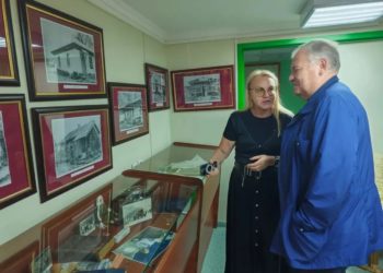 Депутат Константин Затулин обсудил проблемы Красной Поляне с местными жителями
