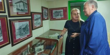 Депутат Константин Затулин обсудил проблемы Красной Поляне с местными жителями