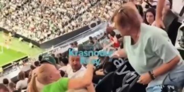 На матче в Краснодаре подрались две женщины