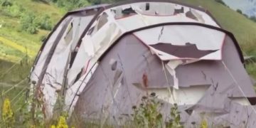 В горах Сочи медведь разодрал палатку туристов
