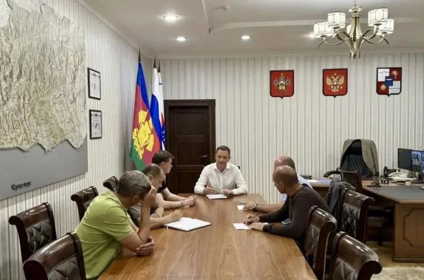 Мэр Сочи рассказал о последствиях удара БЭК по набережной, угроза не миновала