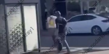 В Краснодаре мужчина применил баллончик против двух нападавших с ножом